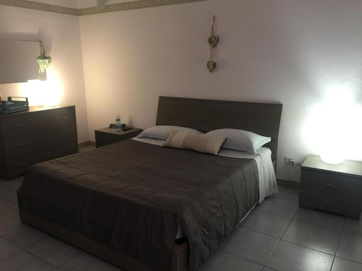 B&B Il Tulipano Taranto Exterior photo